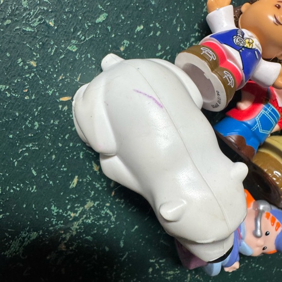 Lot of fisher price little people replacement figures - Picture 4 of 9